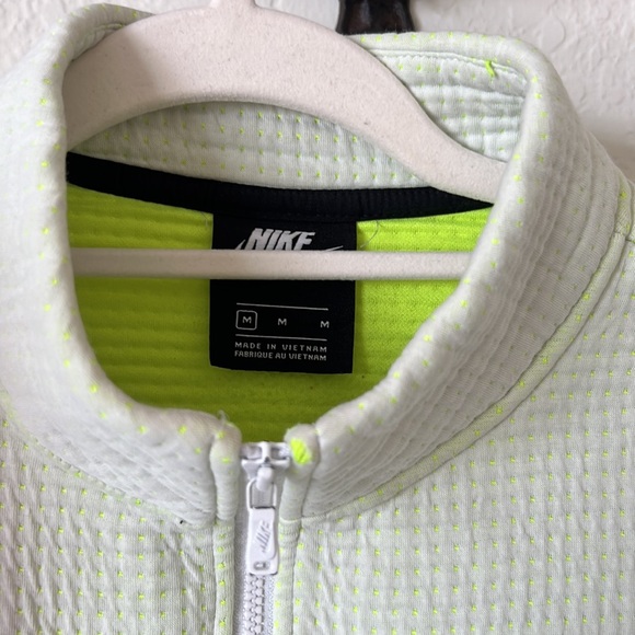 Nike Sportswear Tech Crop Sweatshirt Neon - Picture 3 of 6